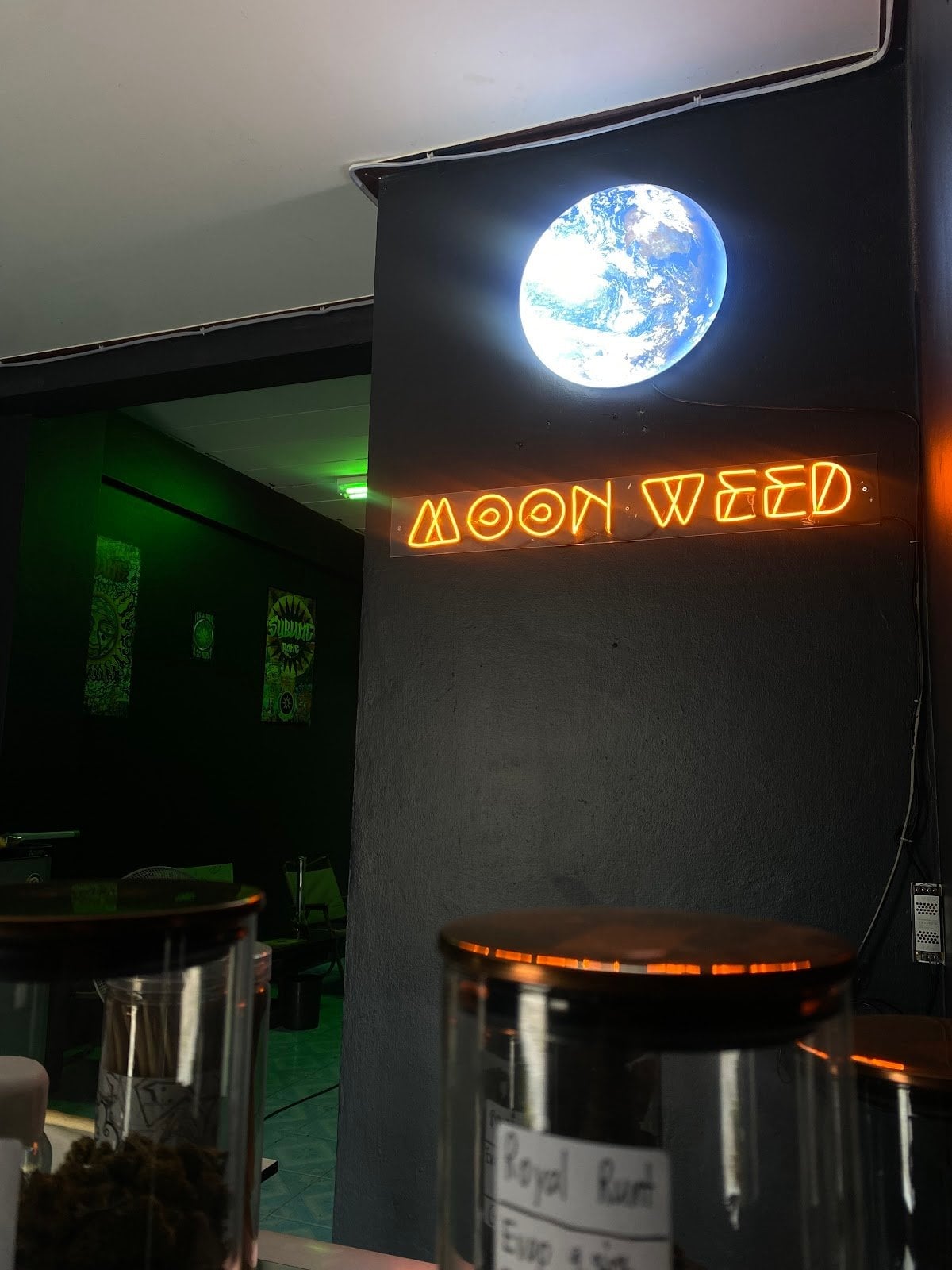 Moon Weed