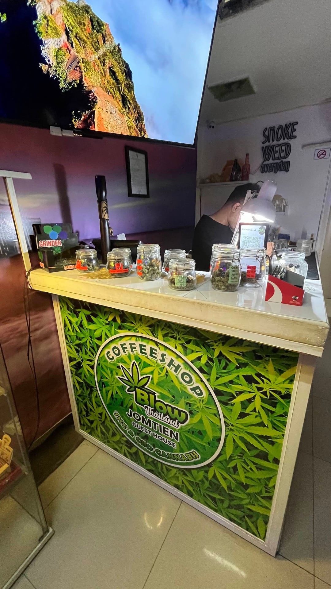 Ganja Club Soi 7 Coffeeshop, Dispensary And Guesthouse Jomtien