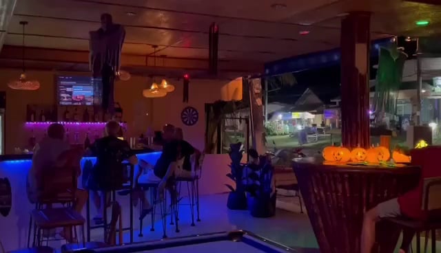 Max Bar