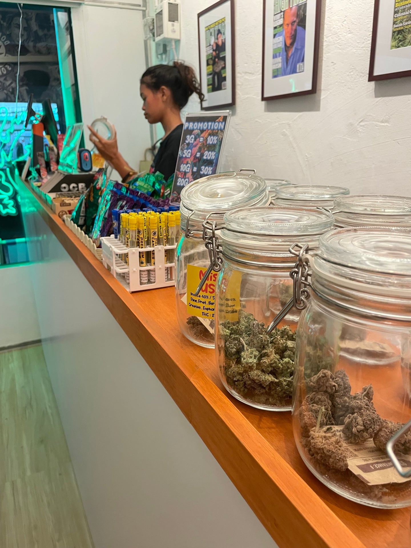 Weedology Cannabis Culture Lanta