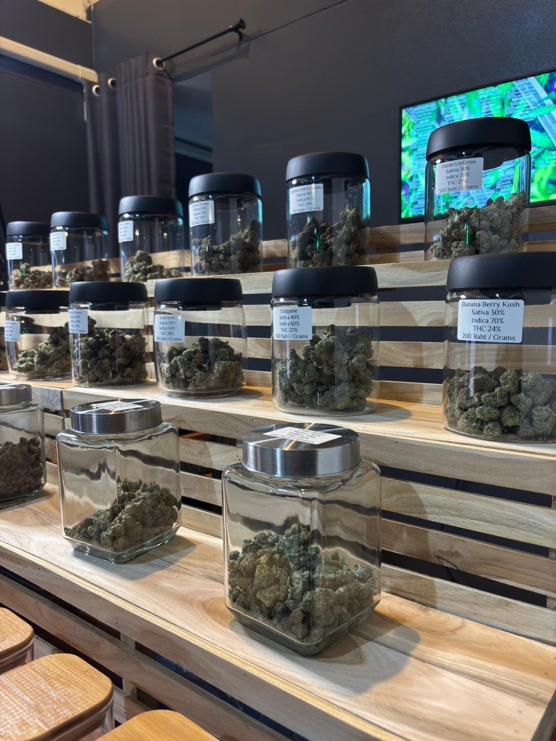 Weed Em Boyz Cannabis Dispensary Marijuanas