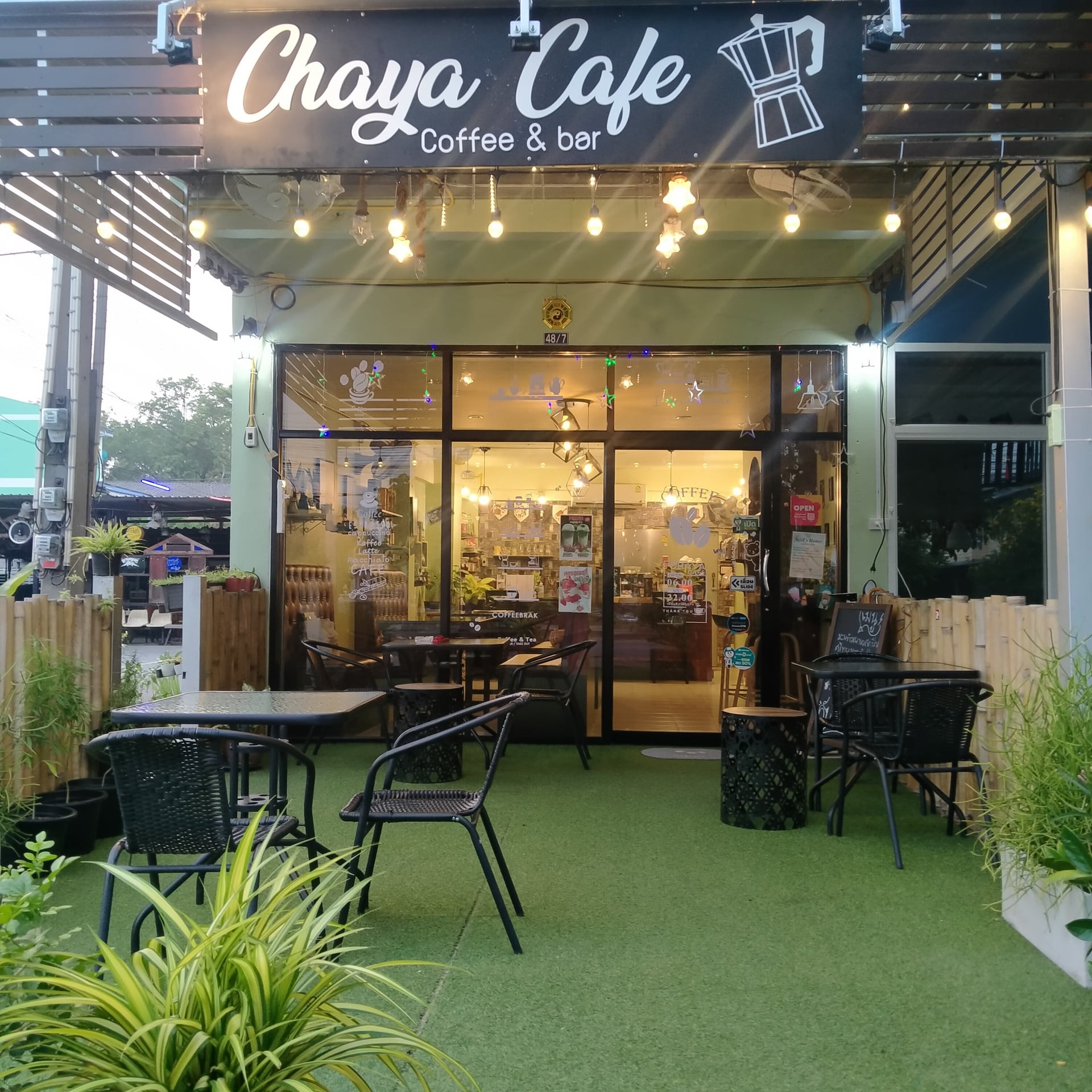 Chaya Cafe