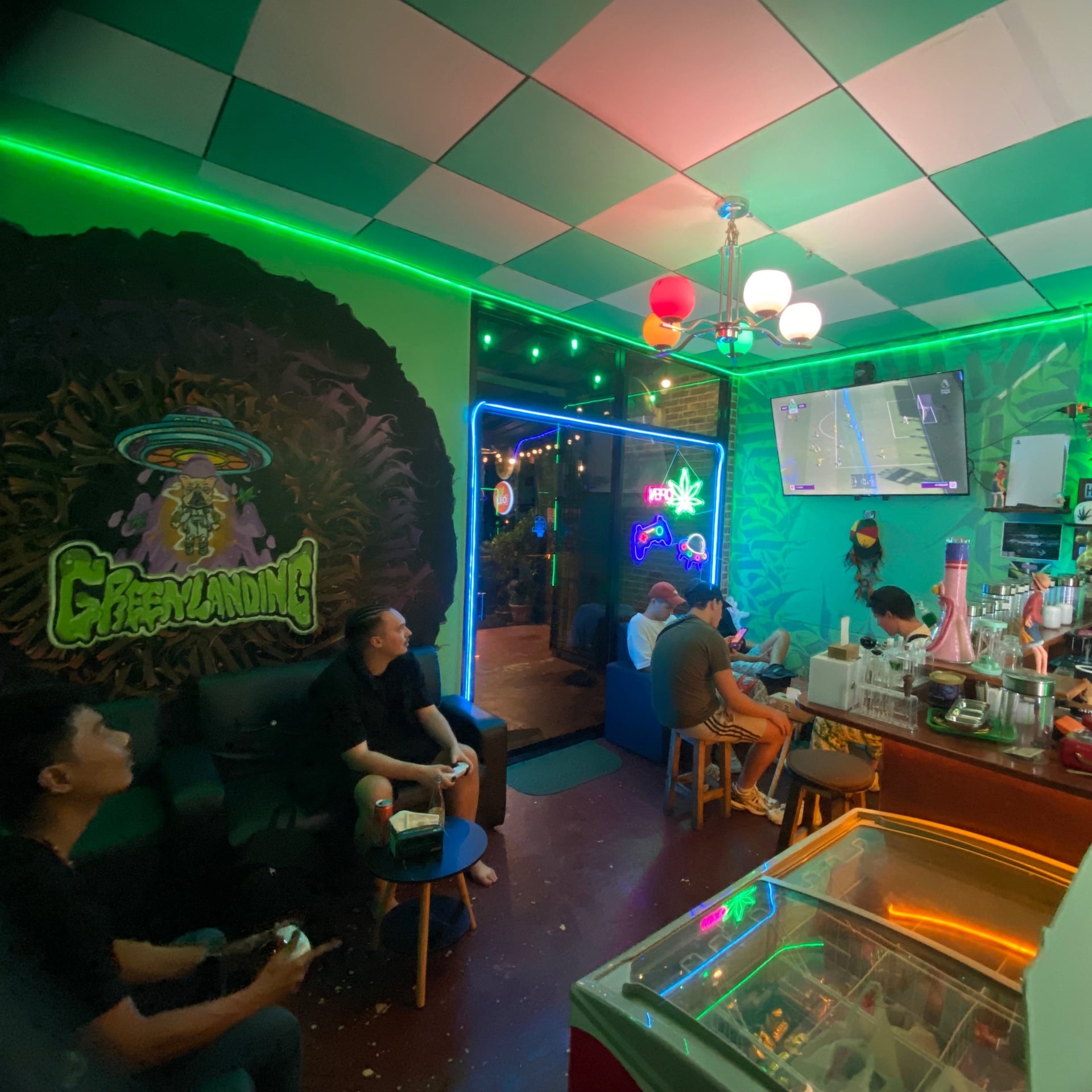 Green Landing - Cannabis Cafe