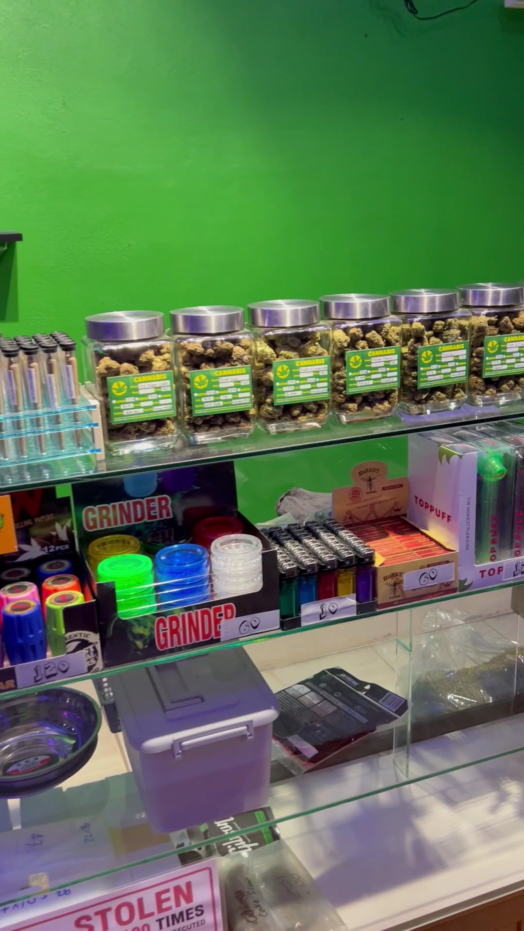 Turn Up 420 Store2