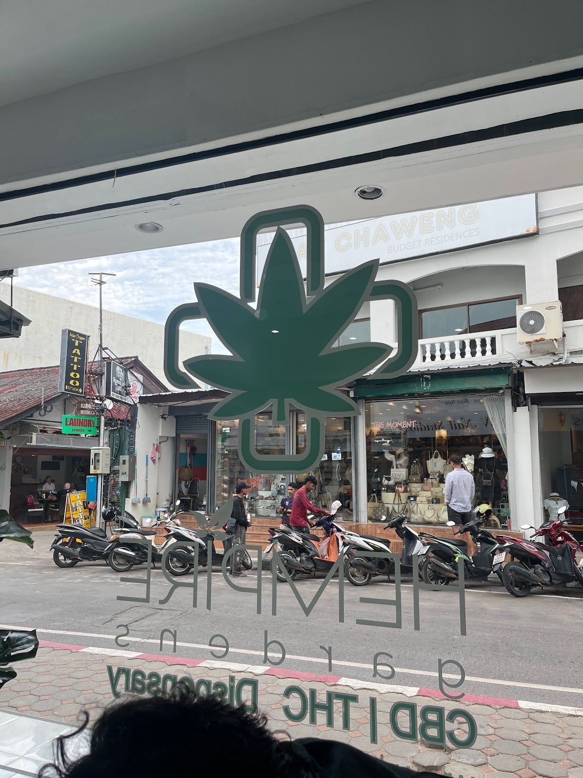 Hempire Gardens