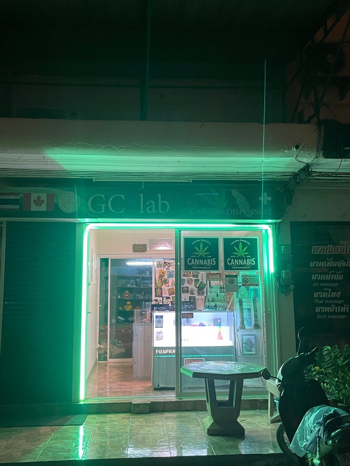 GC Lab Cannabis Shop CNX