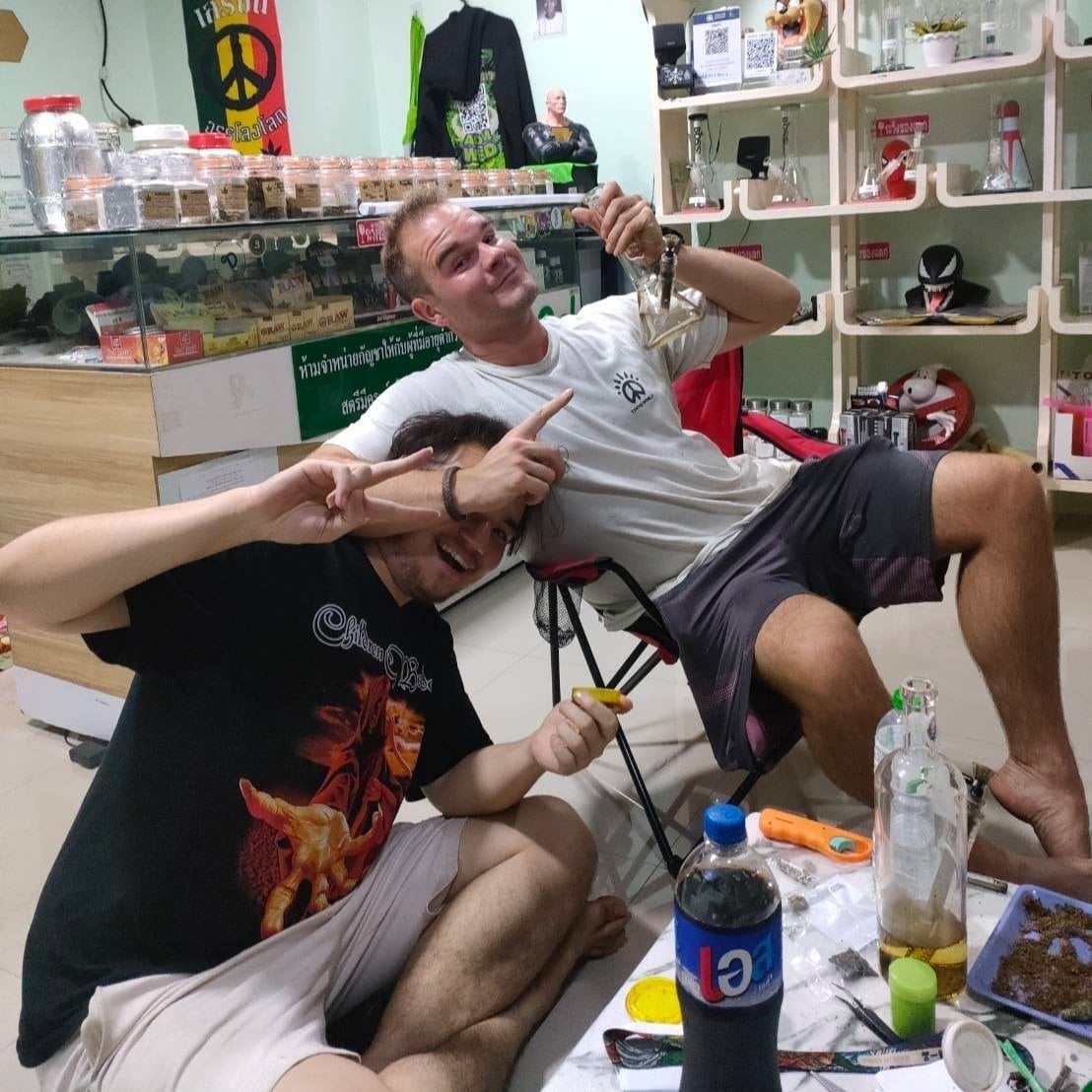 Adam Weed Shop