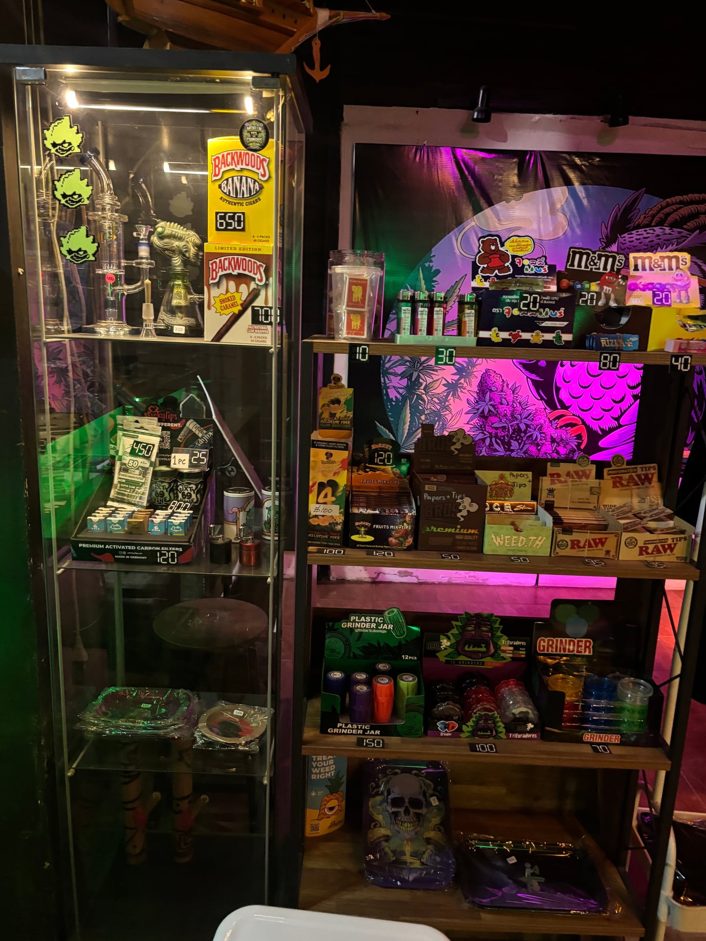 MEDELLÍN - Yes, We Cannabis