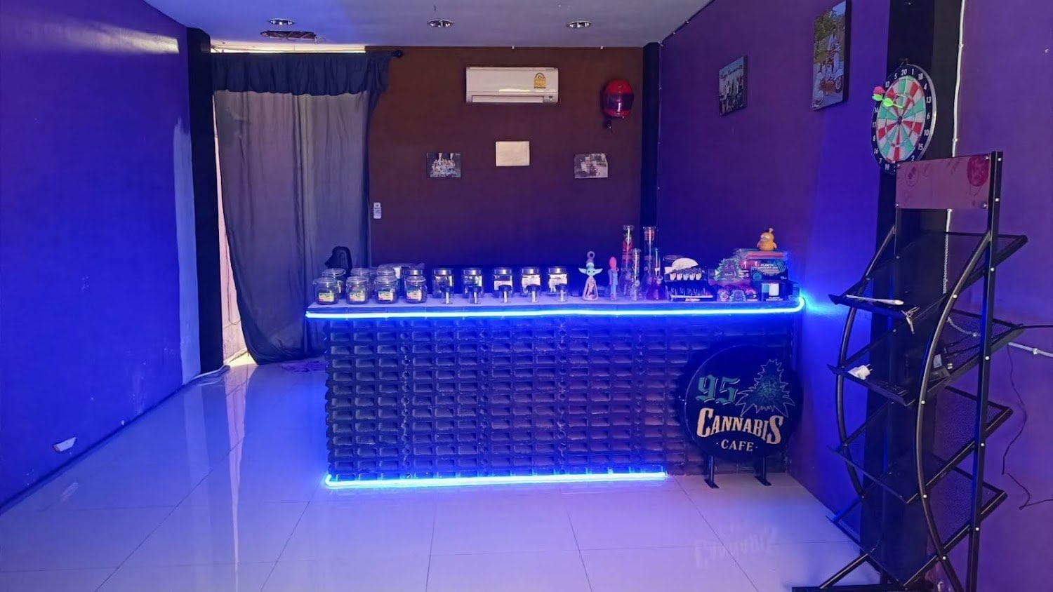 95CannabisCafe