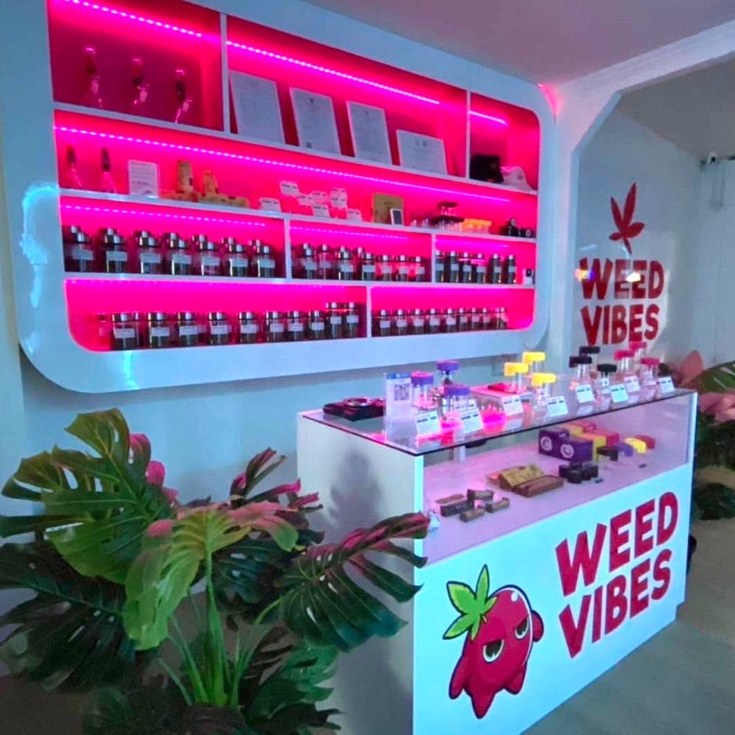Weed Vibes Cannabis