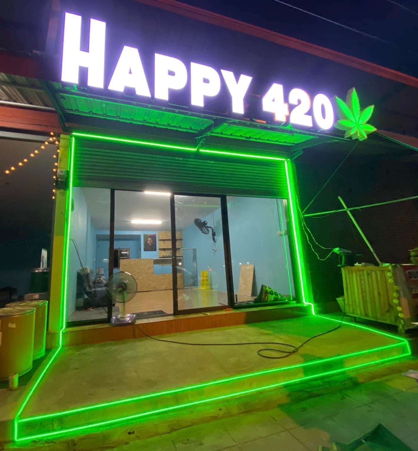 Happy 420 Cafe