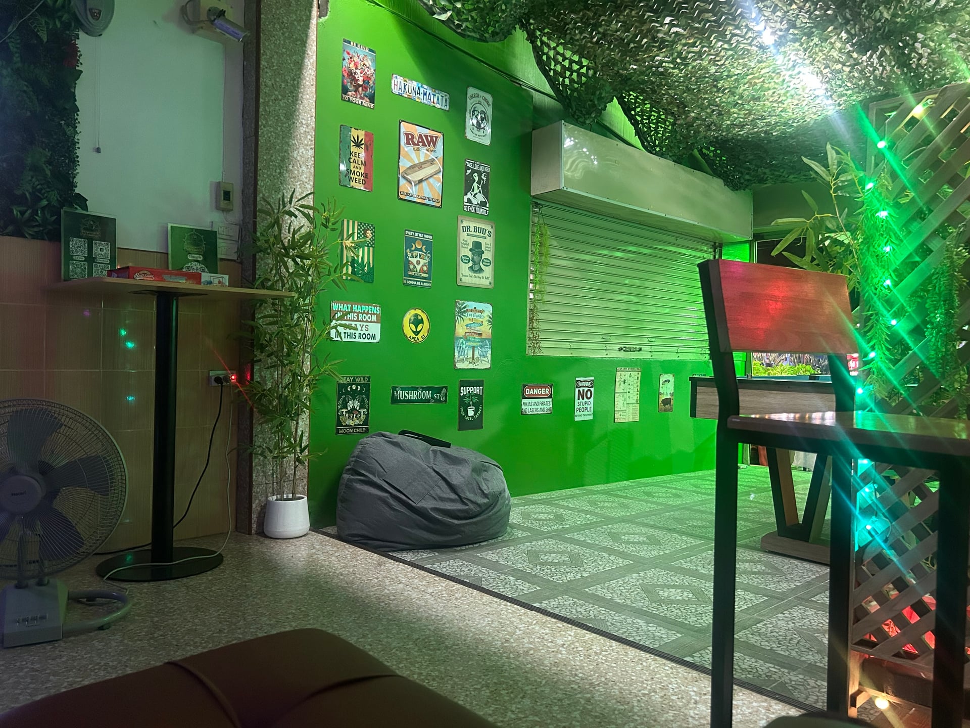 Jungle Kings Cannabis Bar Weed And Snus