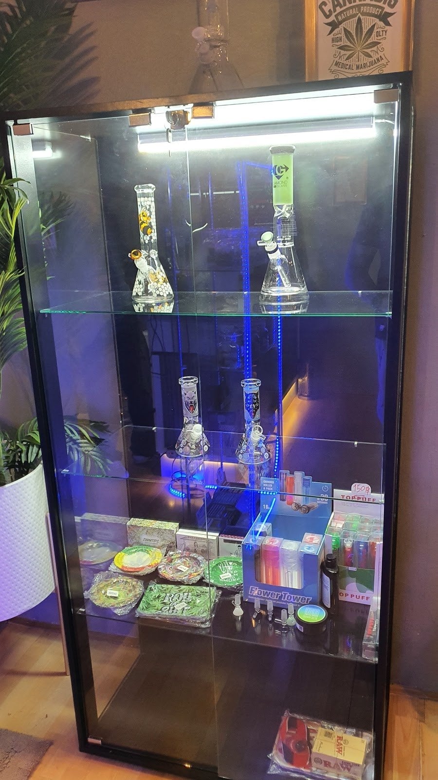 Cannabis Lounge