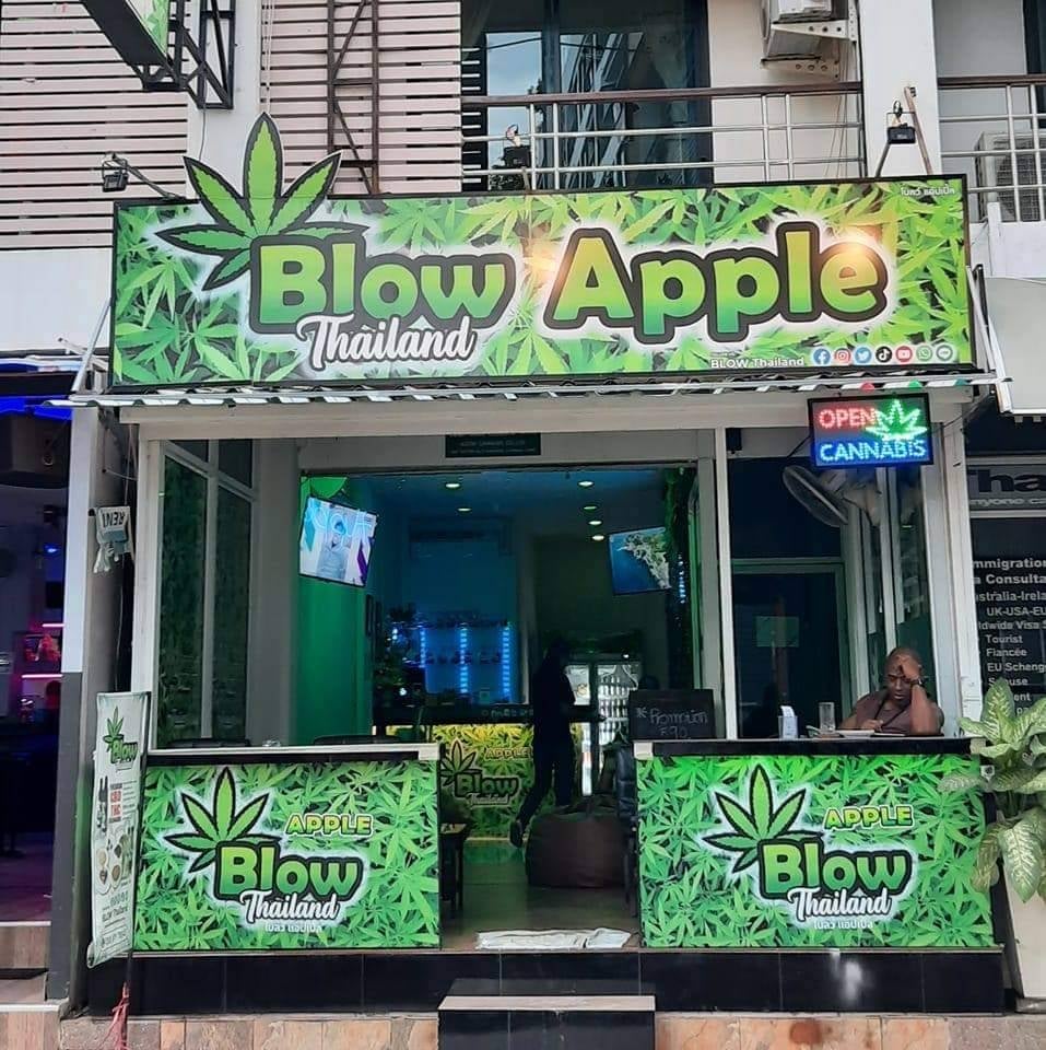 Blow Apple