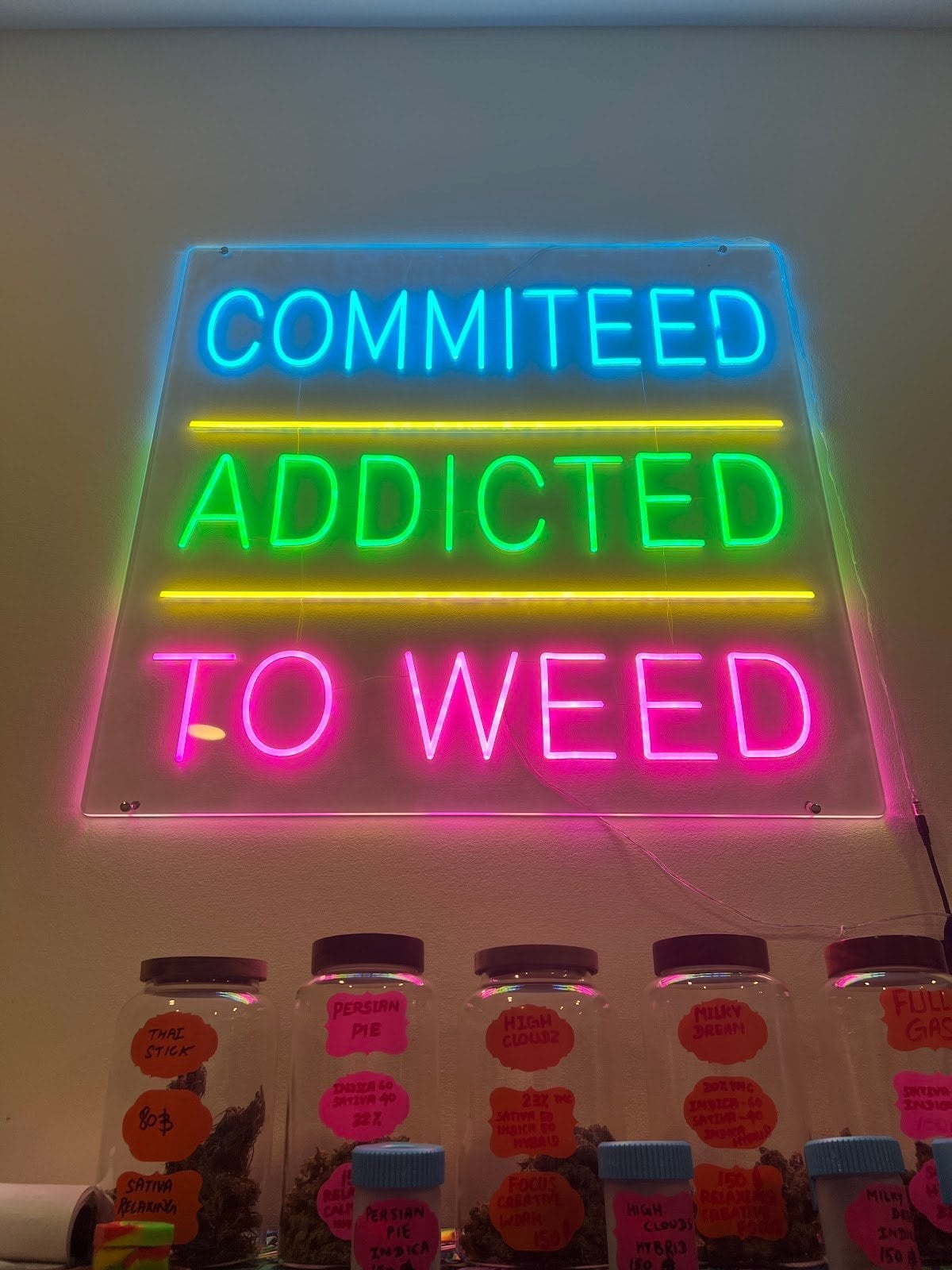 GanjaIsland - Cannabis