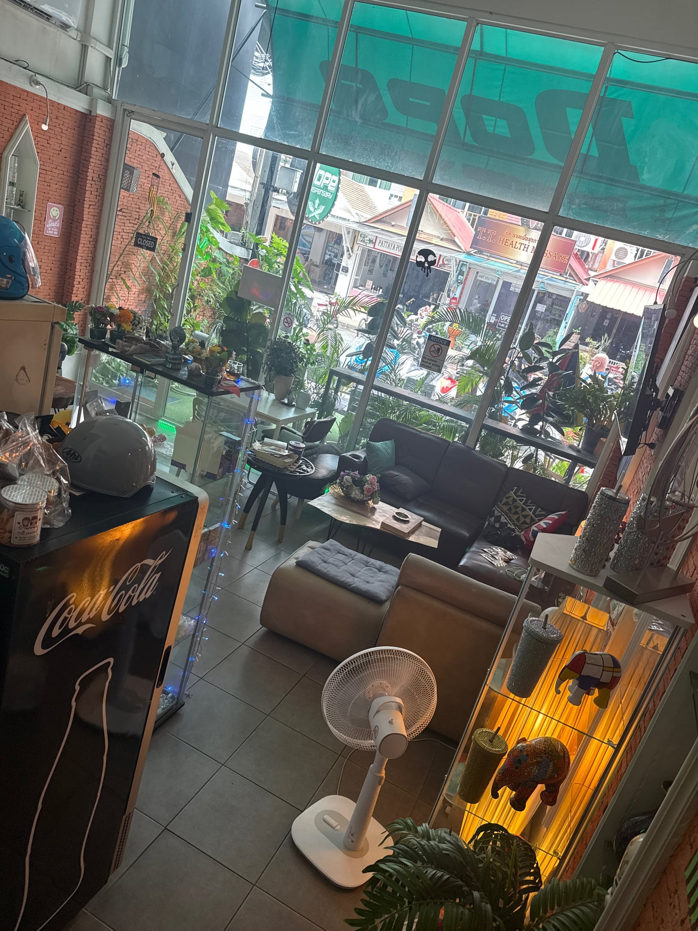Dope Dispensary Cafe