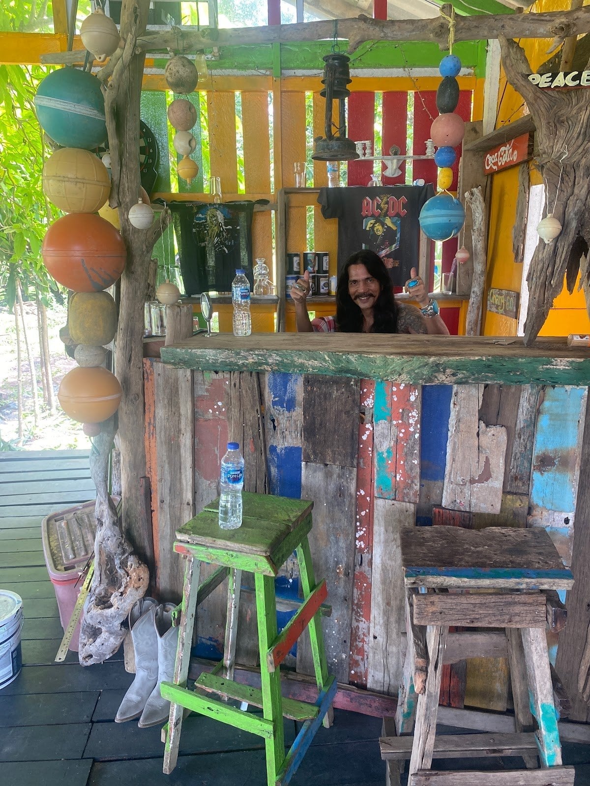 Hippie Lay Bar