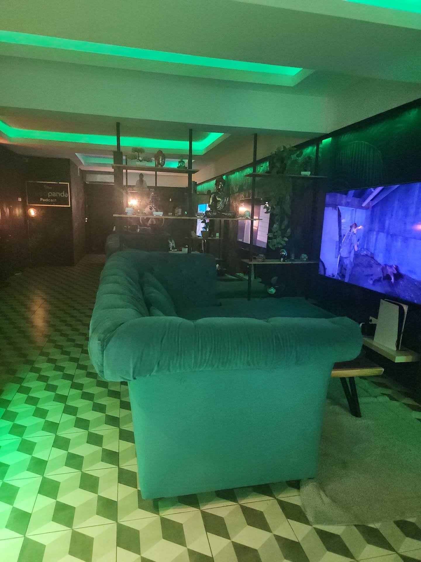 WeedPanda Lounge
