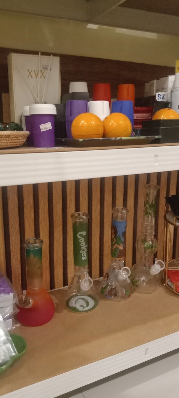 Oumi Cannabis