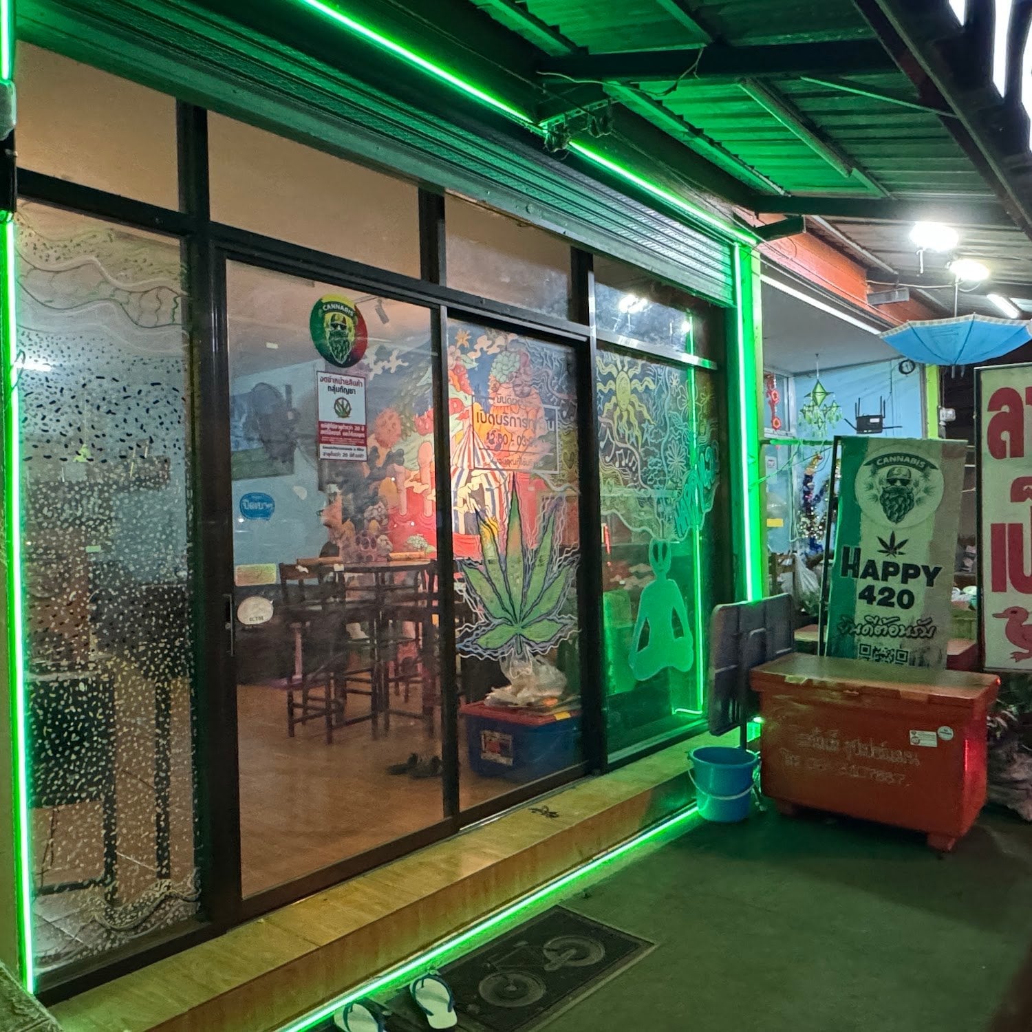 Happy 420 Cafe