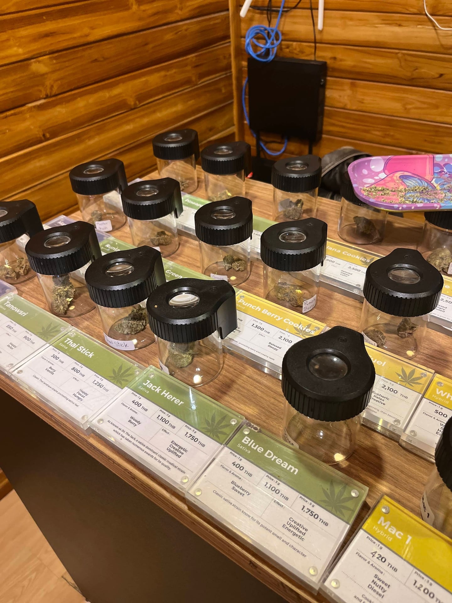 Green Day Dispensary Pattaya Weed Shop Cannabis Store Buakhao