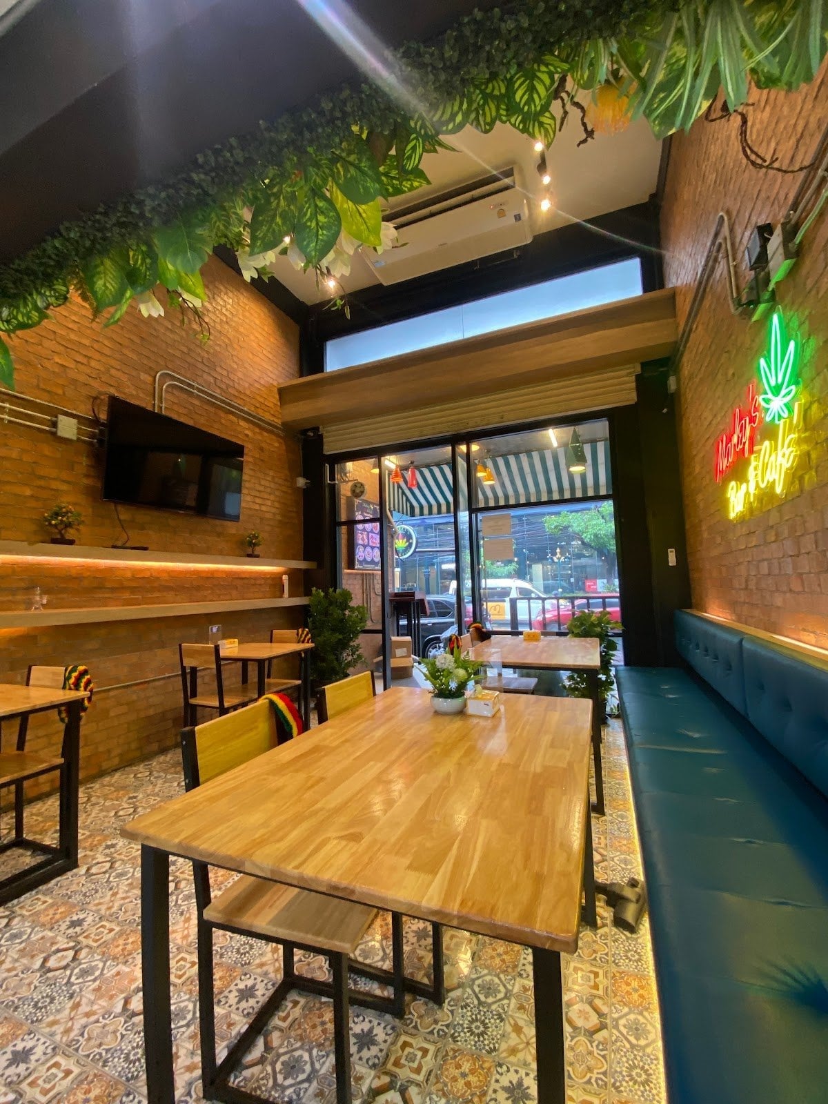 Marley's Bar