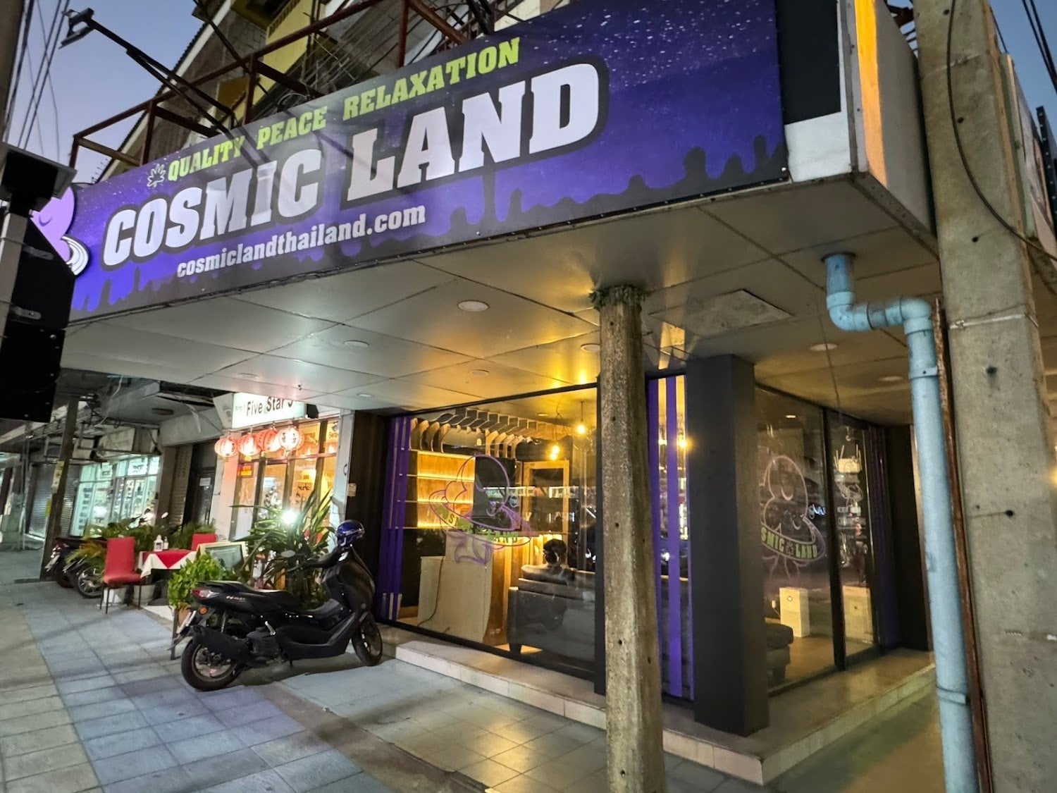 Cosmic Land South Cannabis Store Marijuana 24-Hour Express Delivery