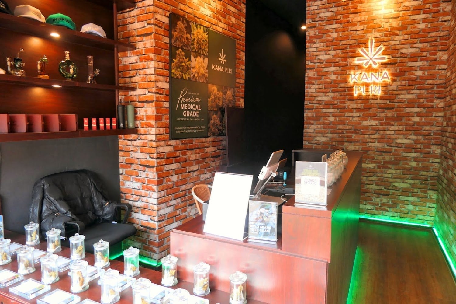 Kana Pure Dispensary At Chiang Mai Night Bazaar
