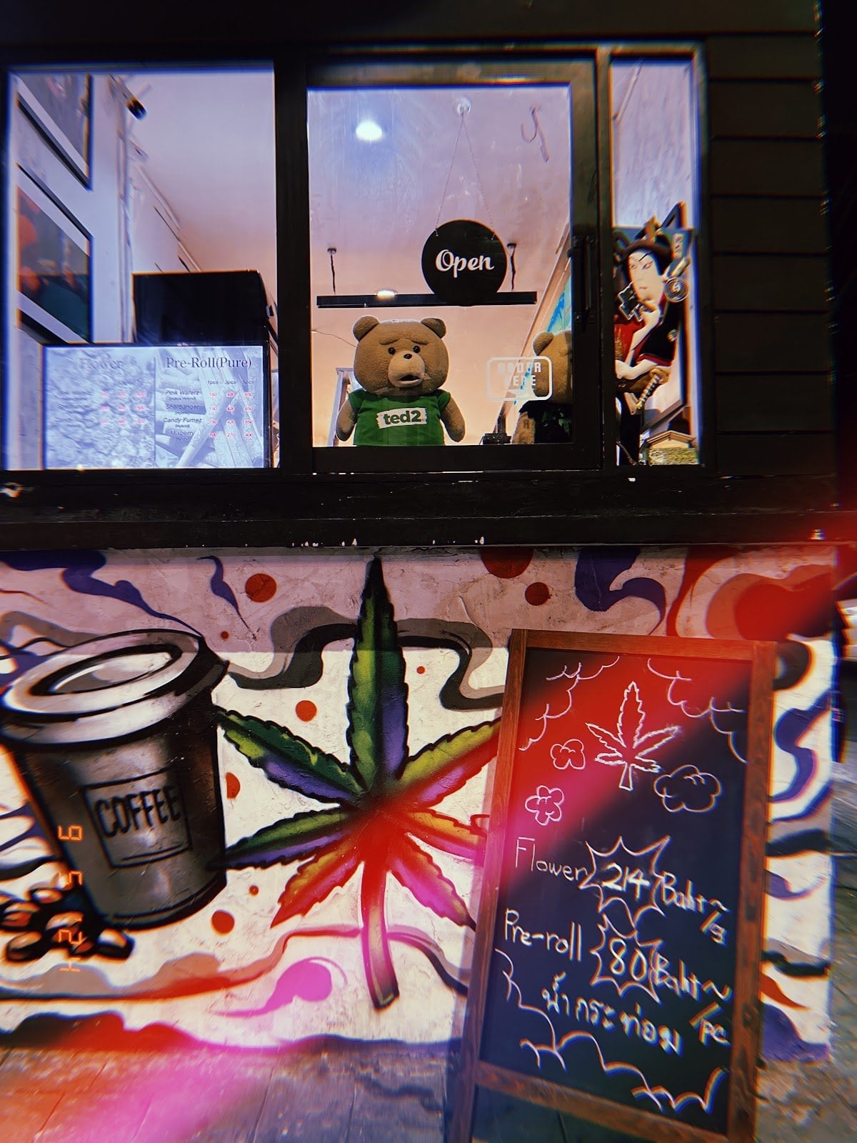 Luxe Coffeeshop