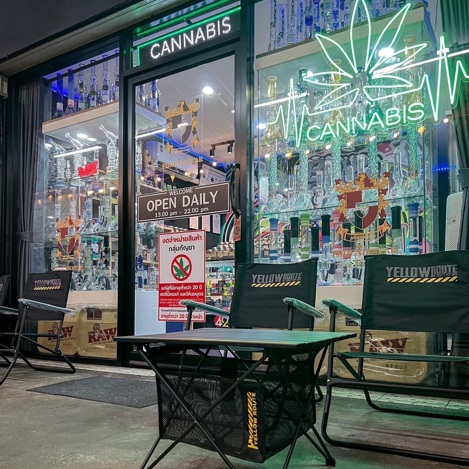 Cannabis Store By B Pipe