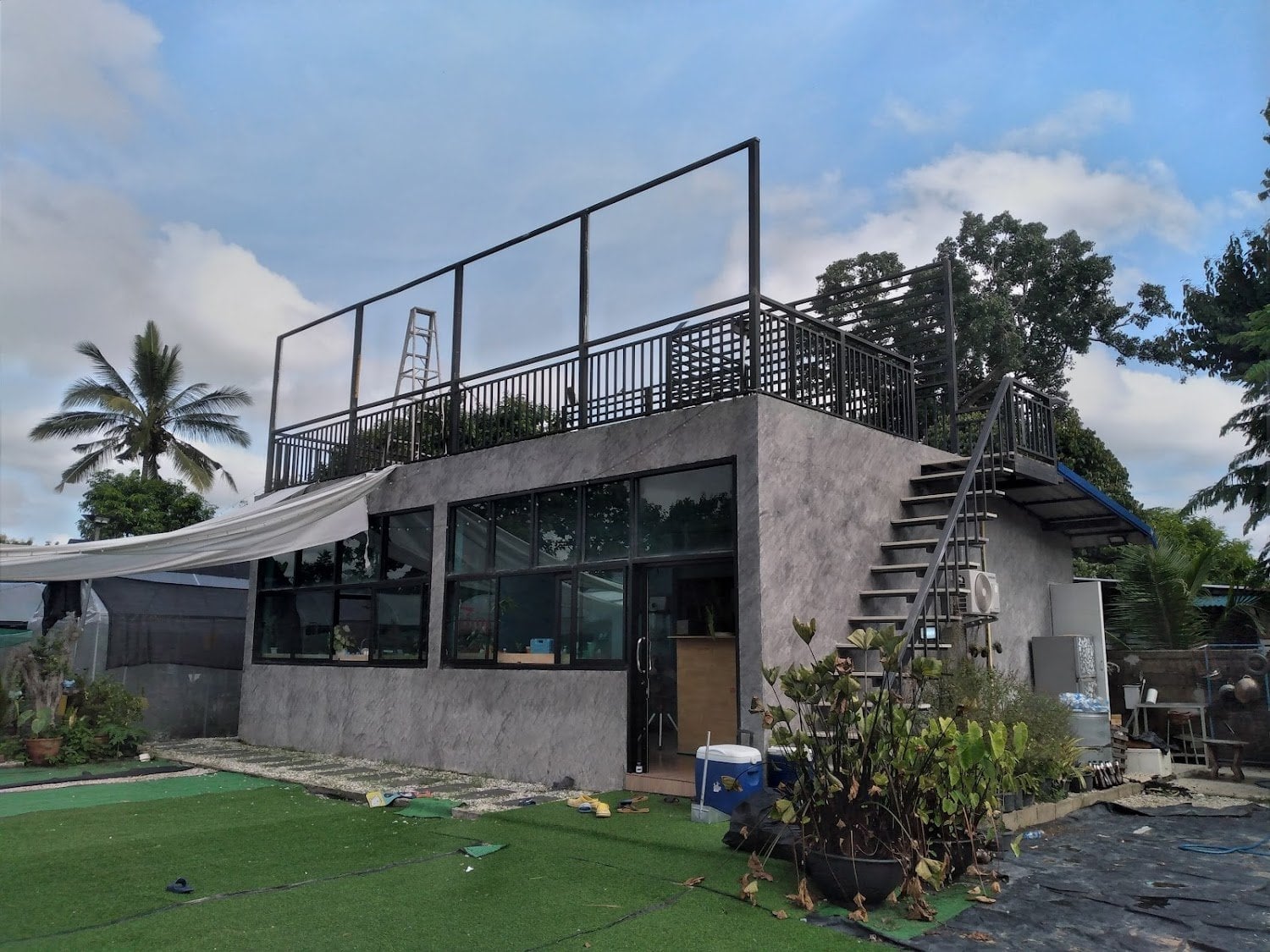 AJ & Nano Hydrofarm