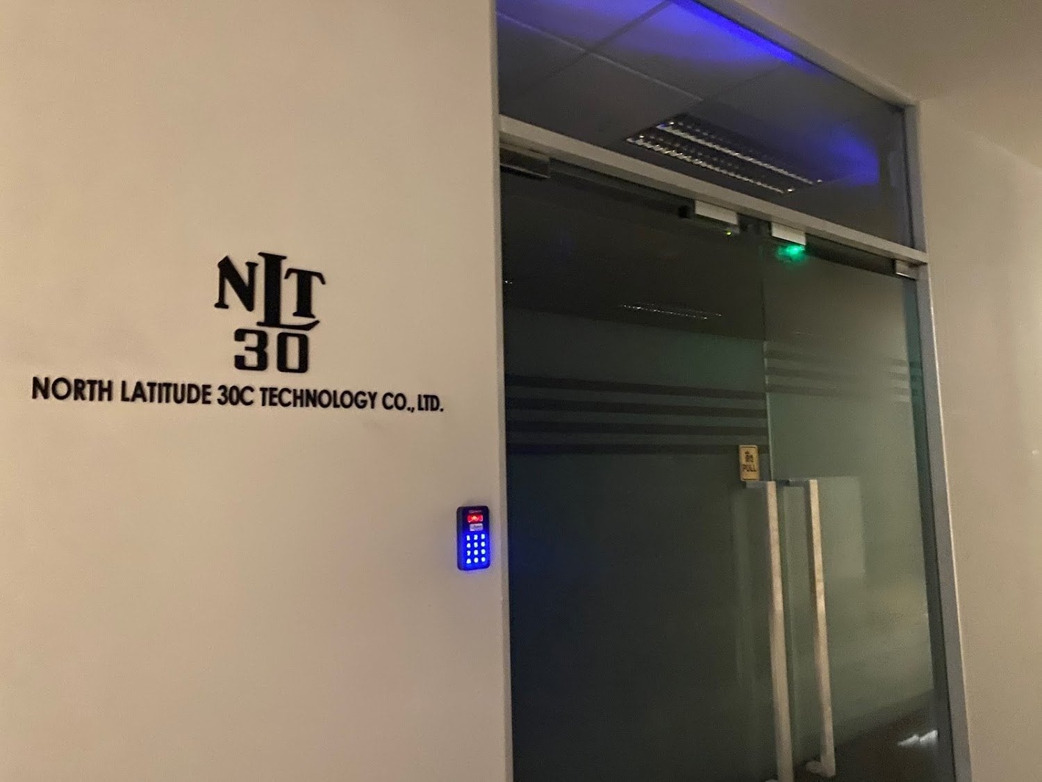 NLT30c