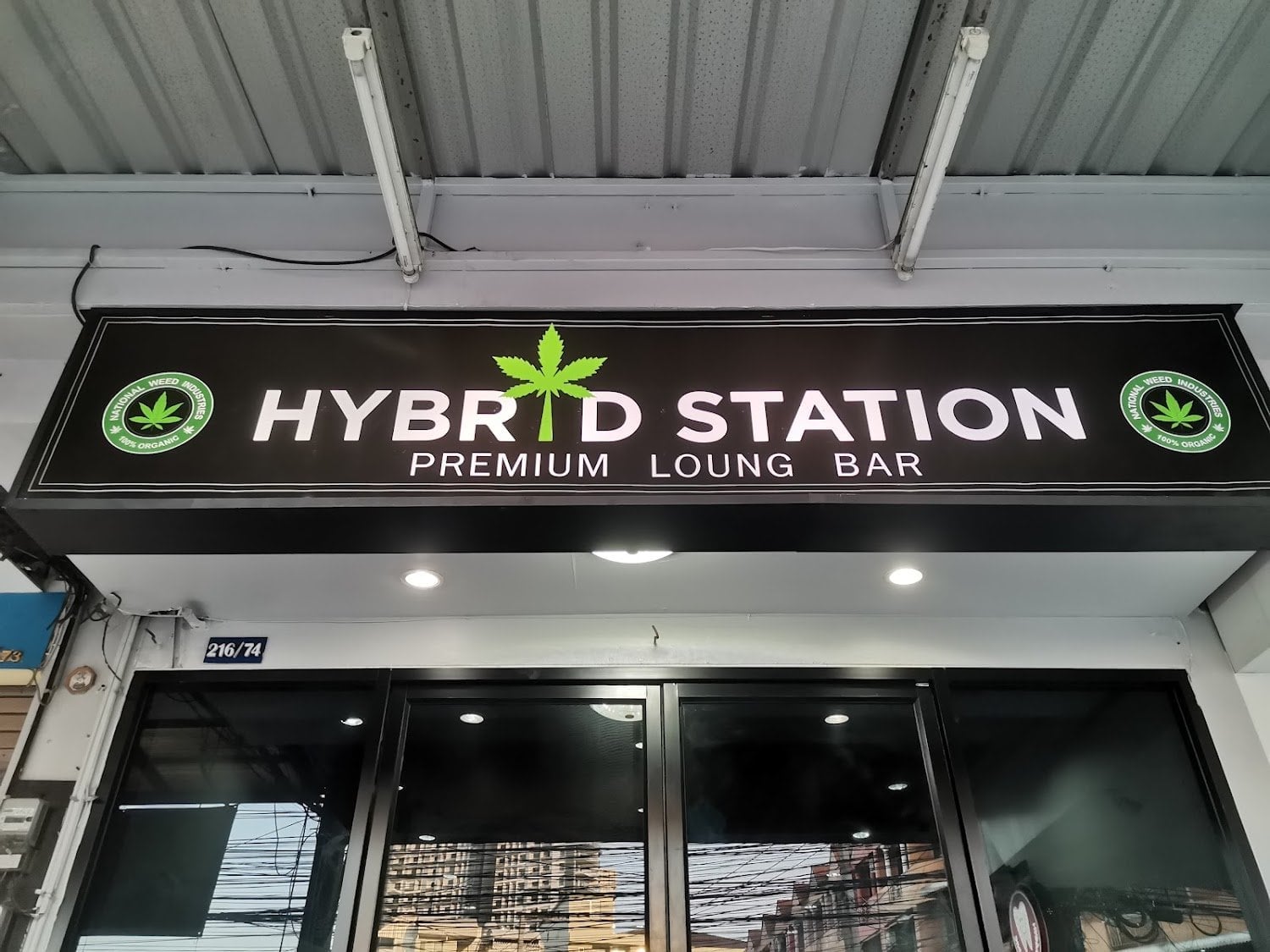 Hybrid Station