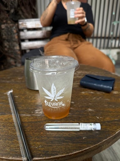Revana Café Phra Nakhon