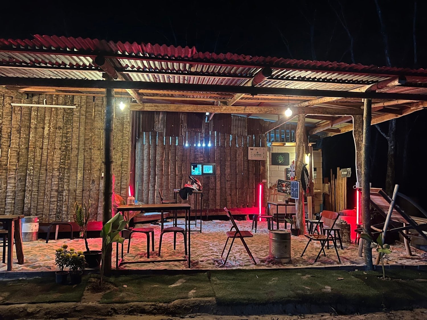 Palm Cafe Ganja & Kaffe