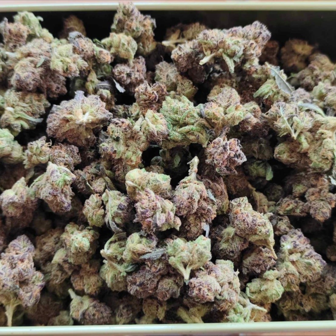 Rolling High Cannabis