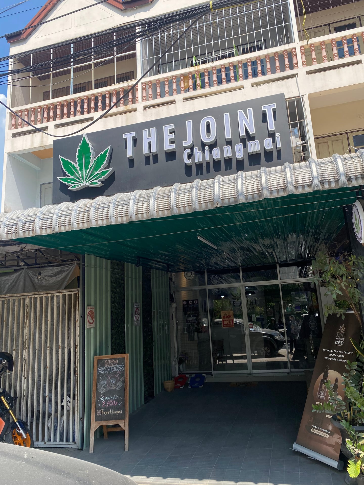 MEDELLÍN - Yes, We Cannabis