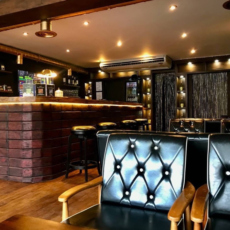Dons Premuim Lounge