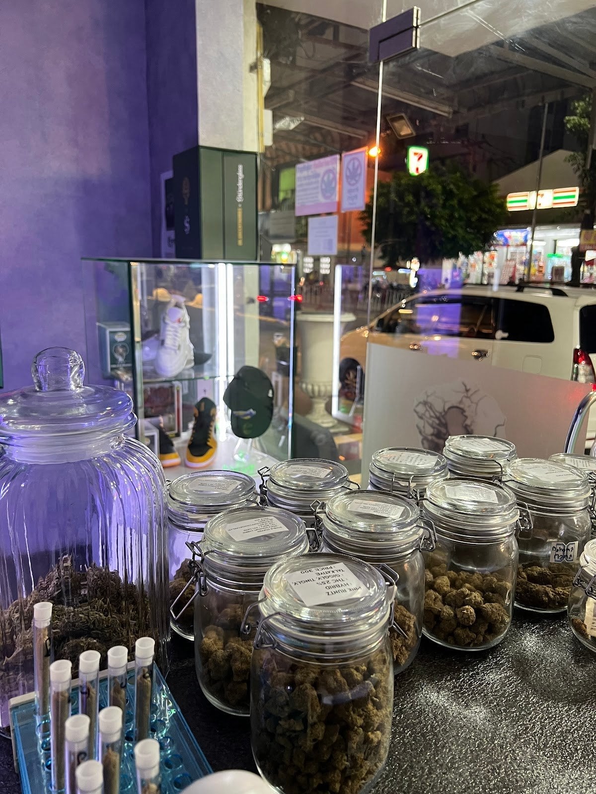 Red Eye Cannabis Shop Pattaya