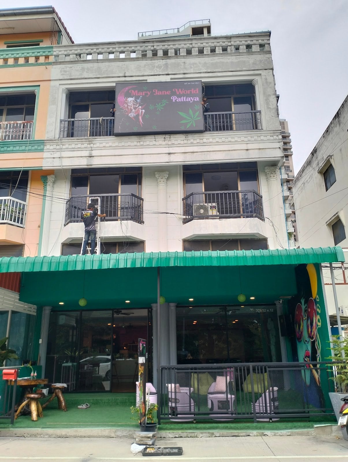 Mary Jane World Pattaya