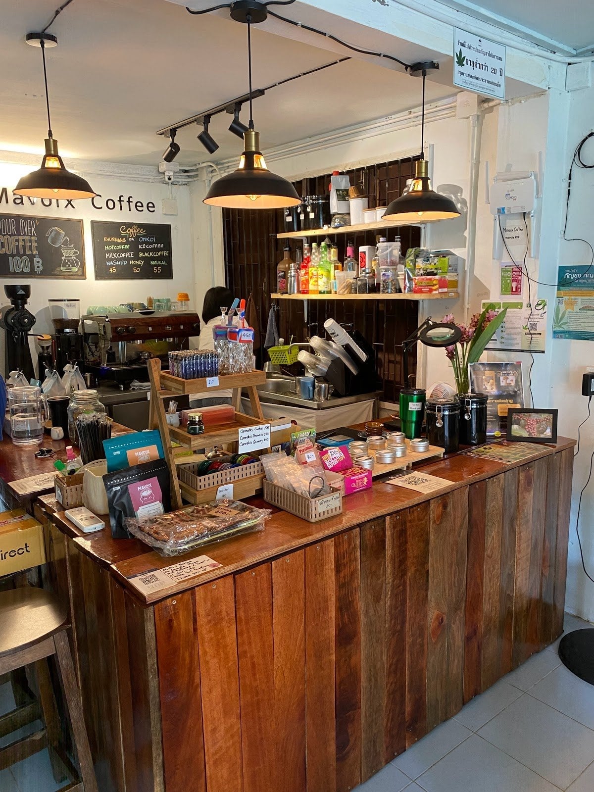 Mavoix Coffee & Weed Chiang Mai