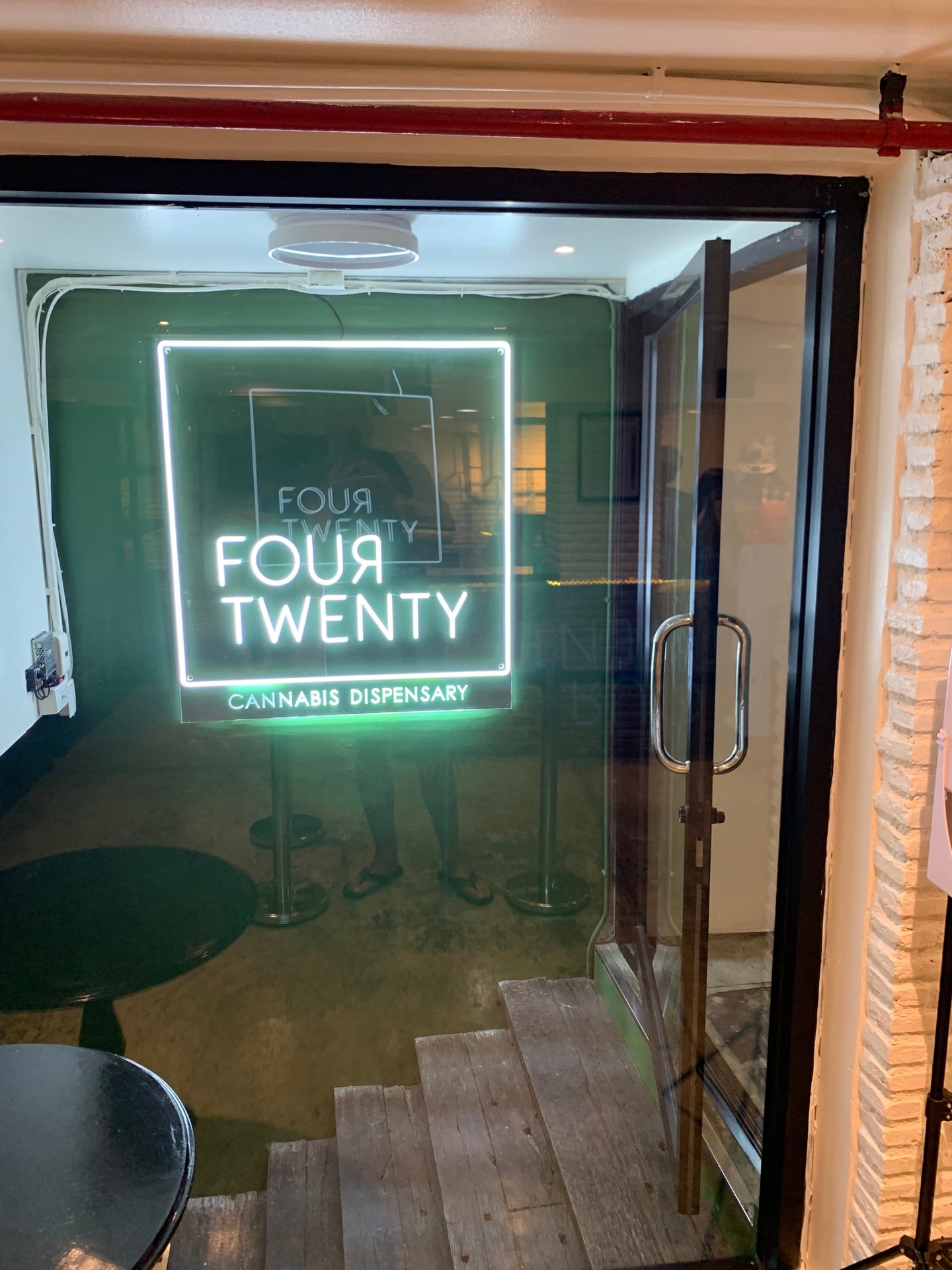Four Twenty Dispensary - The Loft Sukhumvit