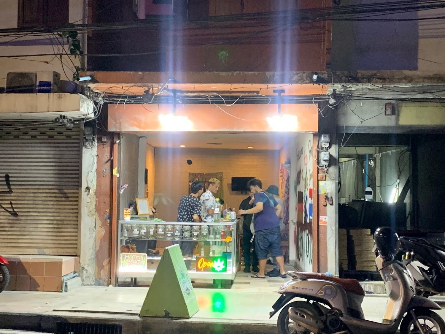 Thai Leaf BKK