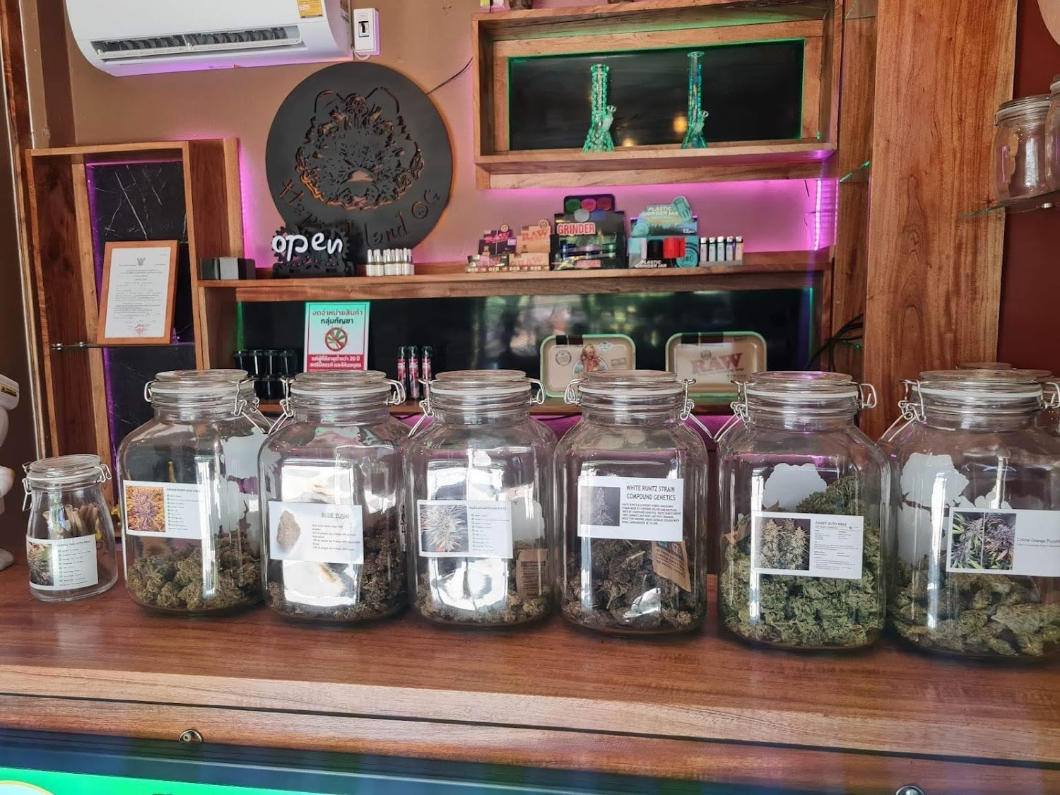 Happy Island OG By Ba Kantiang