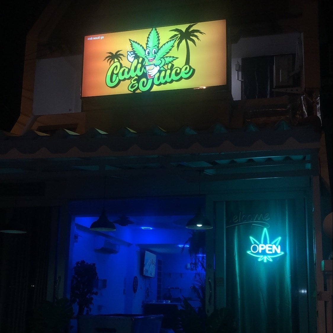 Cali And Juice Cannabis Coffeeshop Juice Smoothie Rooftop