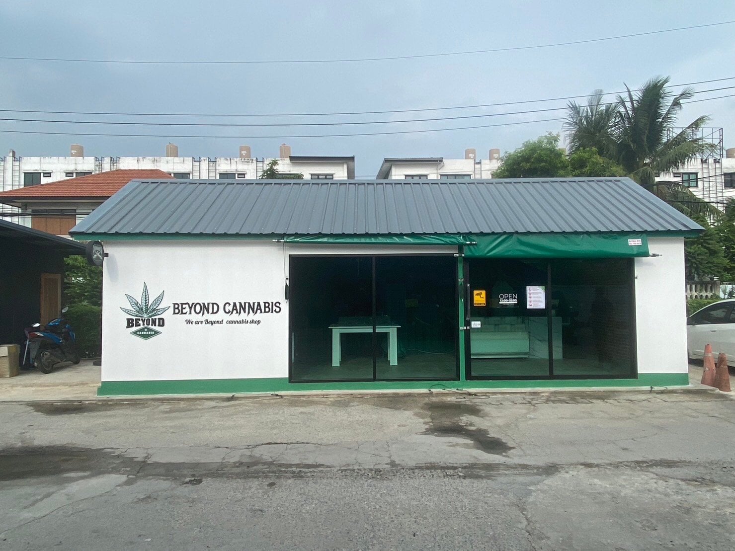BeyondCannabis X Kissnabrand