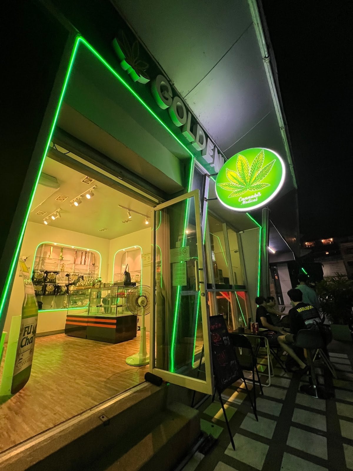 Cannabis Golden Leaf Pattaya