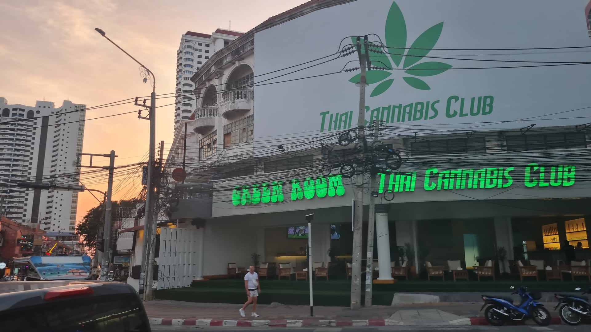 Cannabis Club