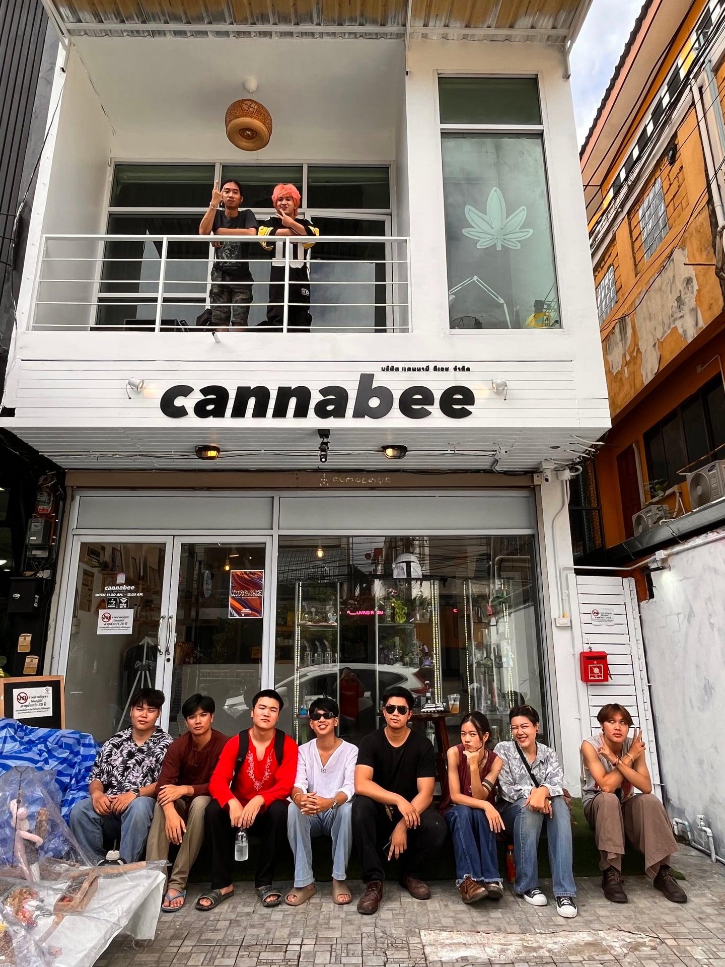 Cannabee Flagship