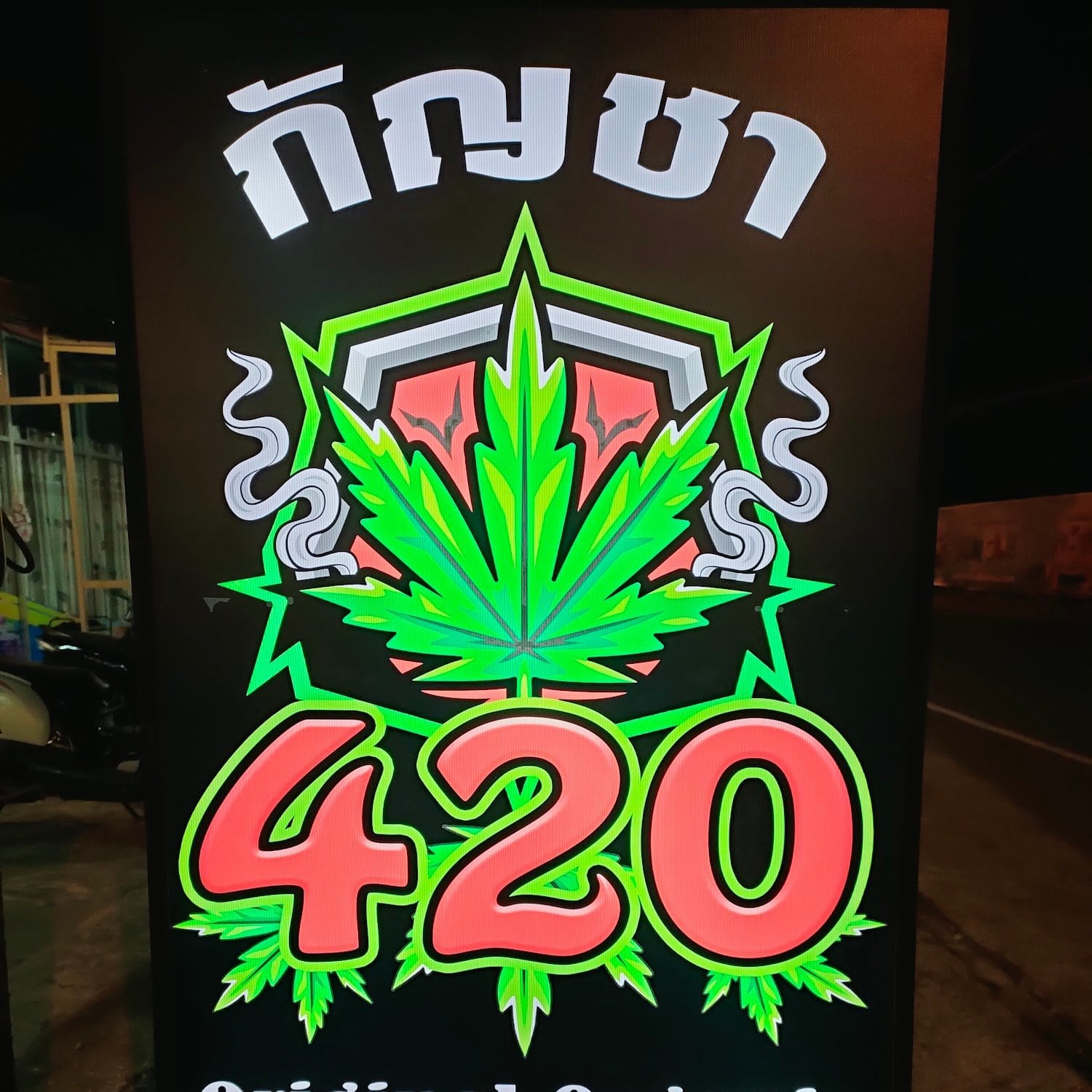 Makan Cannabis